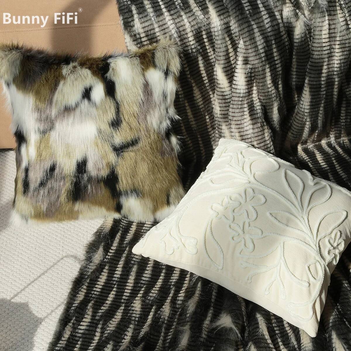 ユーロラグジュアリー花柄クッションカバー、プラッシュファー、 - Vintage Floral Pattern Soft Case のレビューと価格