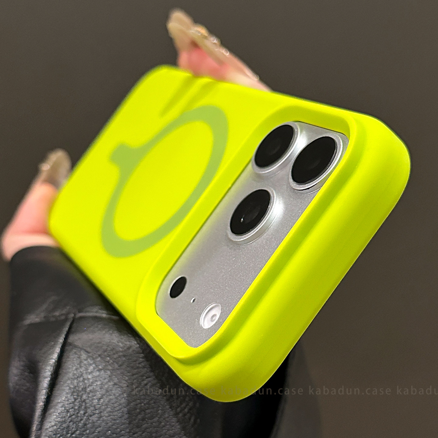 オリジナルドーパミン液体シリコン製Magsafe対応iPho - Liquid Silicone Magnetic Phone Case のレビューと価格